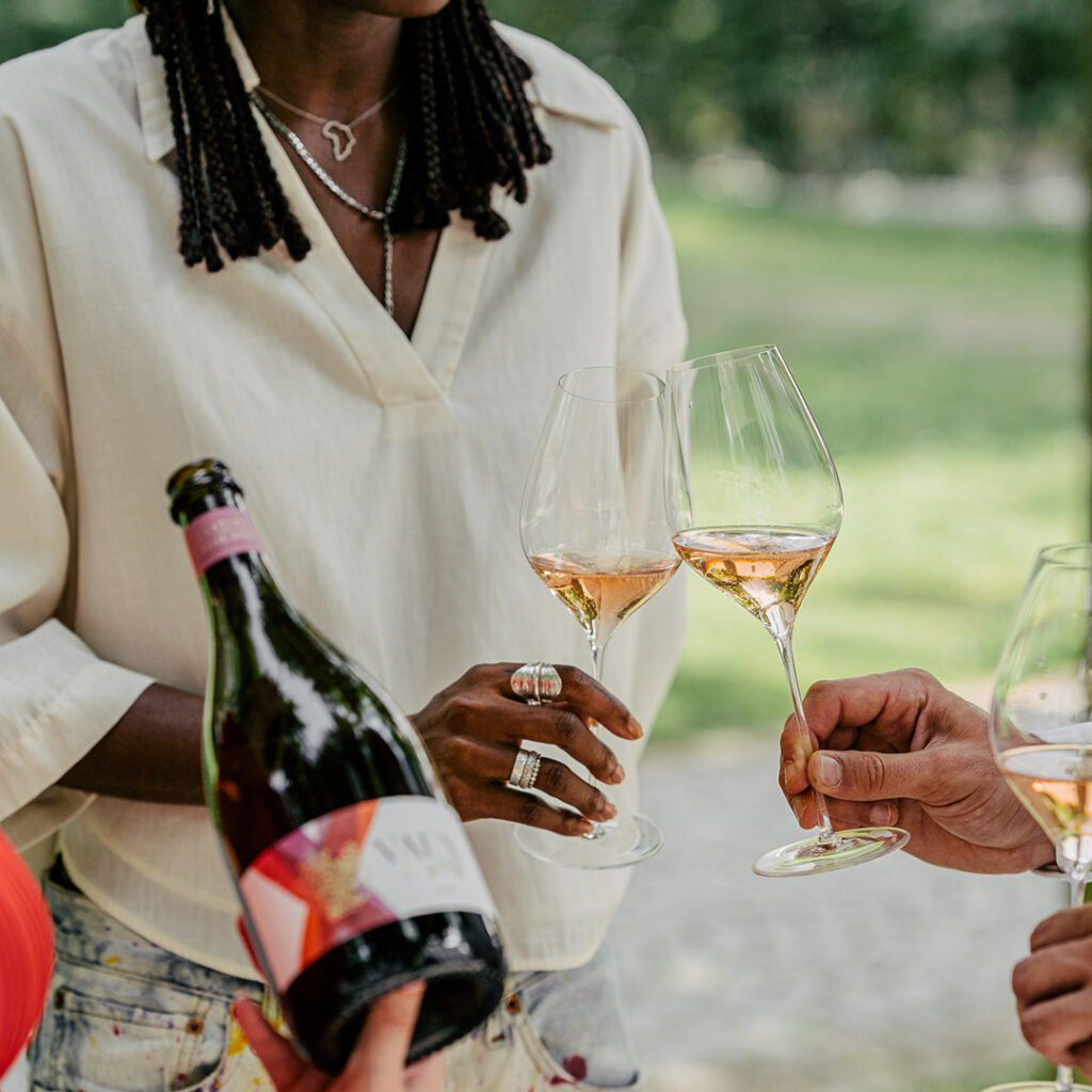 Pop Up: VAUX am Rhein